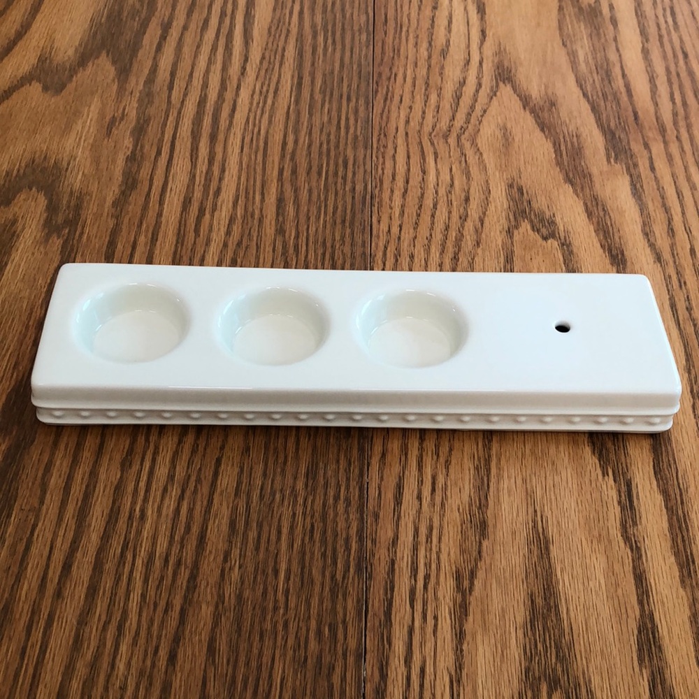 Nora Fleming Retired Pearl Dot Tealight Holder - Picture 2 of 9